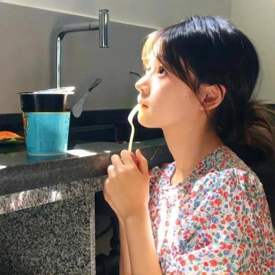 少许灰烬